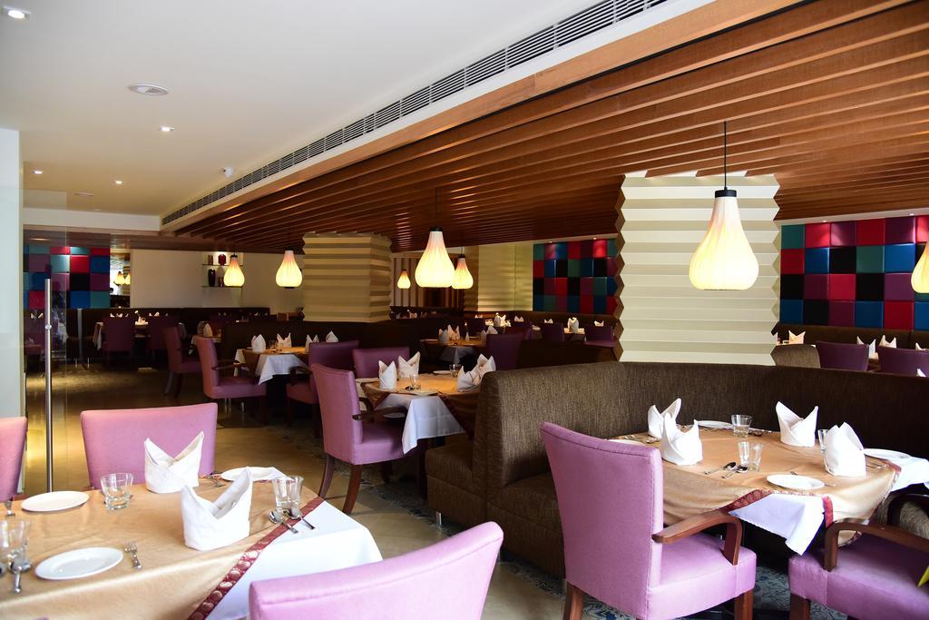 The Royal Comfort Bangalore Exterior photo