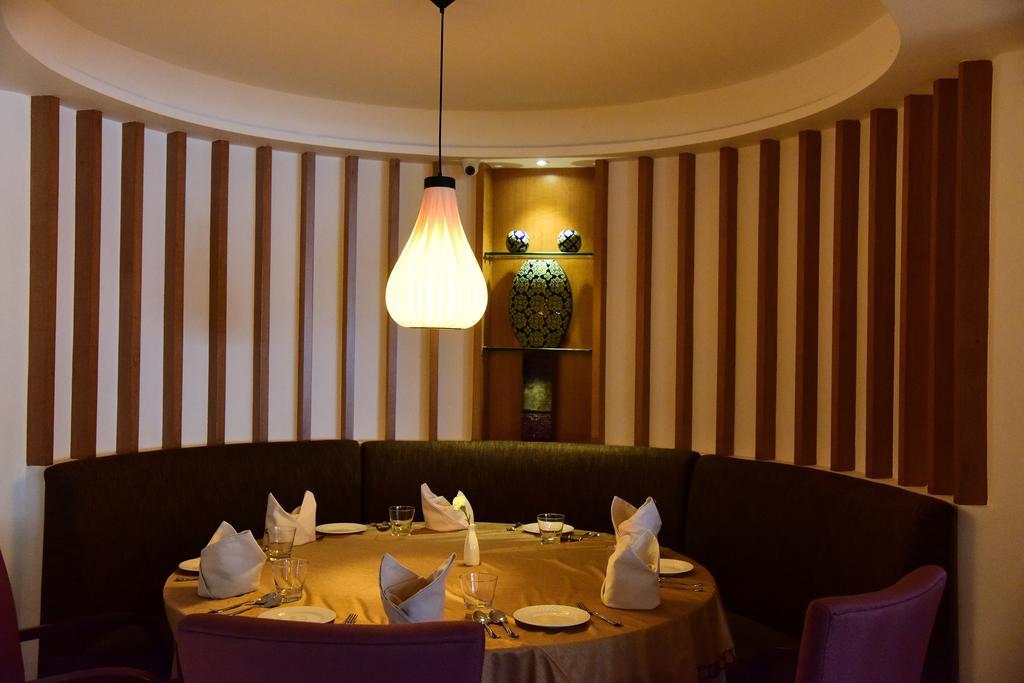 The Royal Comfort Bangalore Exterior photo