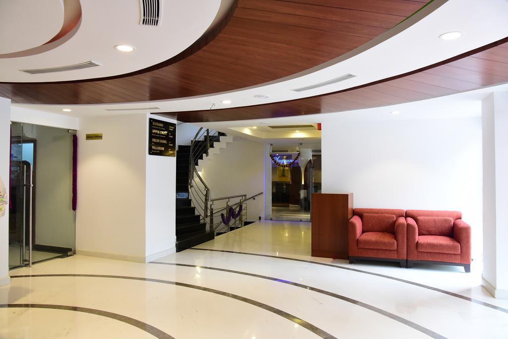 The Royal Comfort Bangalore Exterior photo