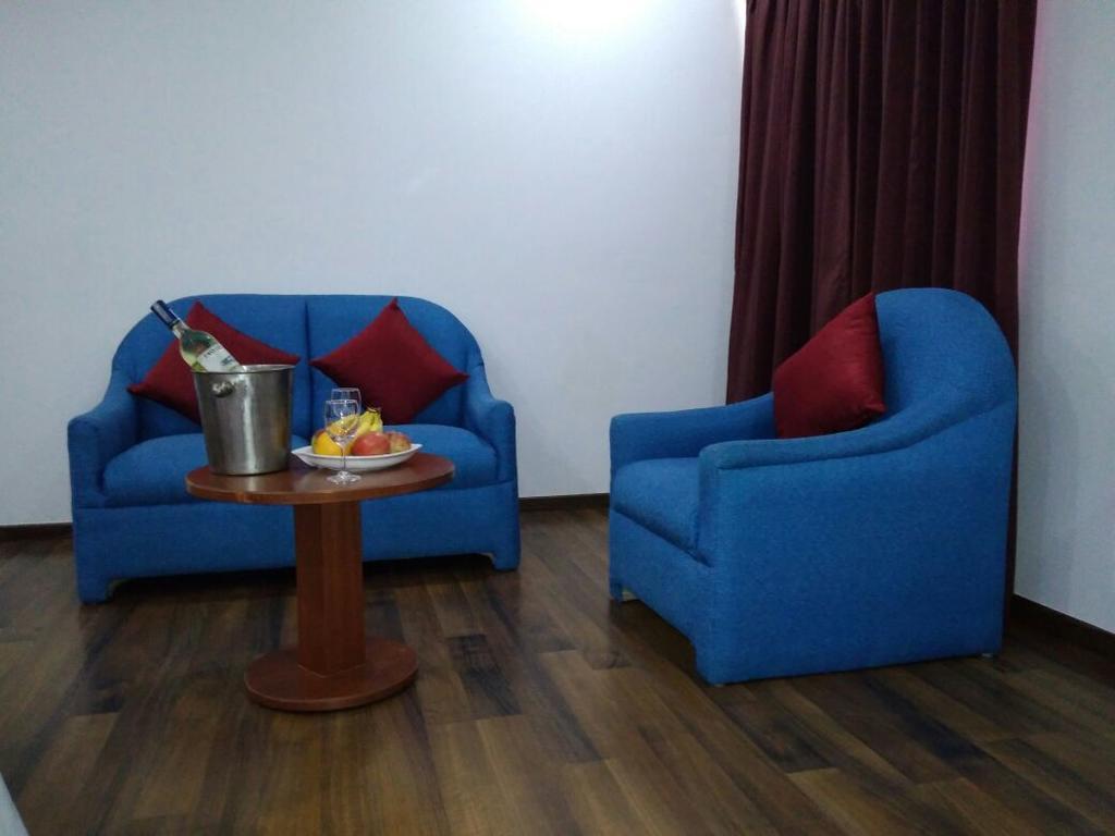 The Royal Comfort Bangalore Exterior photo