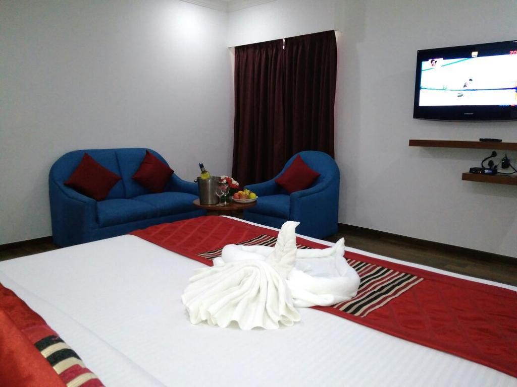 The Royal Comfort Bangalore Exterior photo